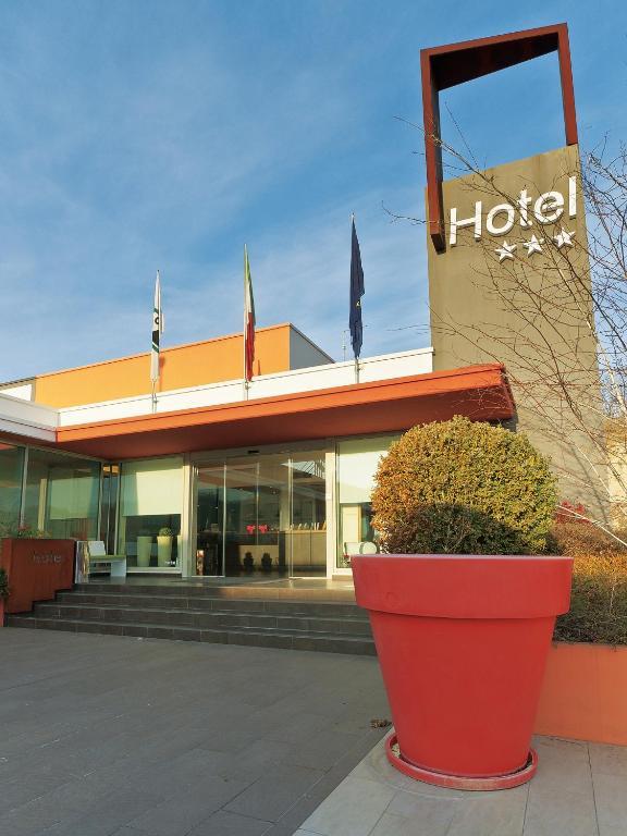 Hotel Cluentum Tolentino Eksteriør billede